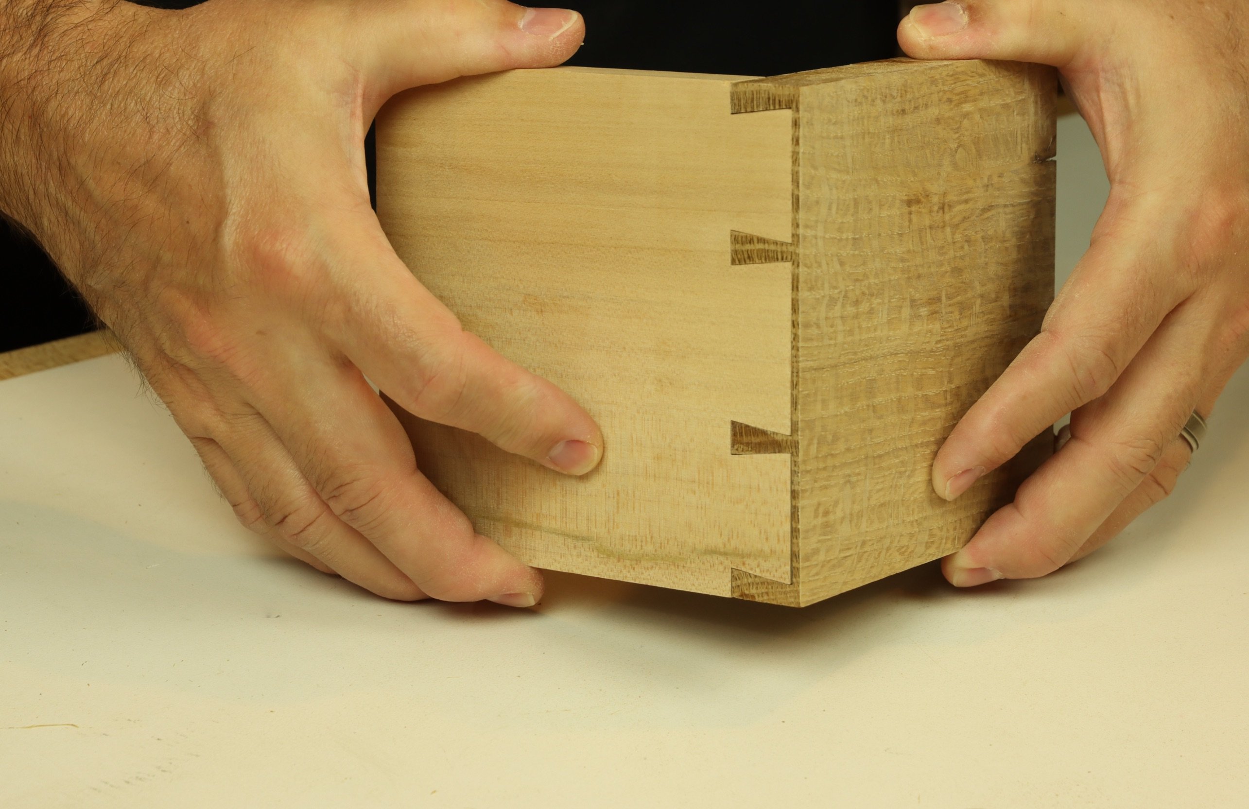 Dovetail Joint for Wood Drawer