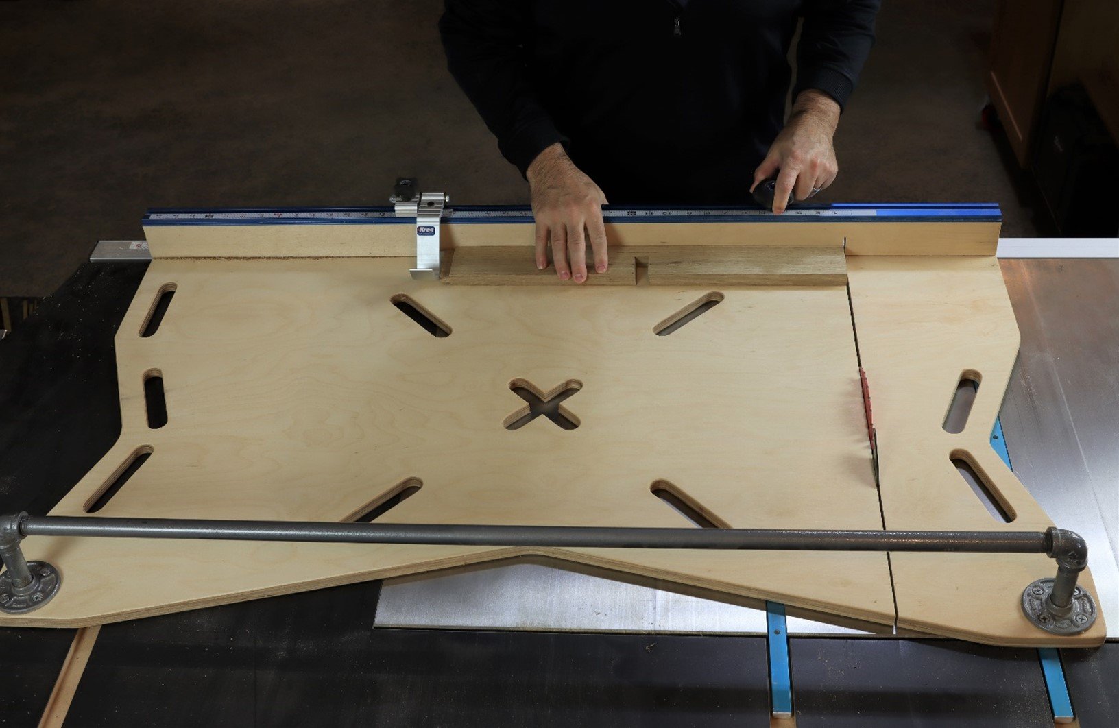 Why You Need A Crosscut Sled For Your Table Saw: Dual Version